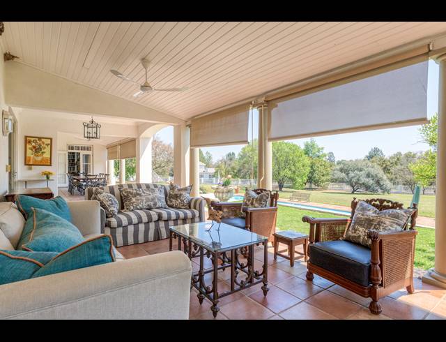 5 BEDROOM FREEHOLD FOR SALE IN CHARTWELL